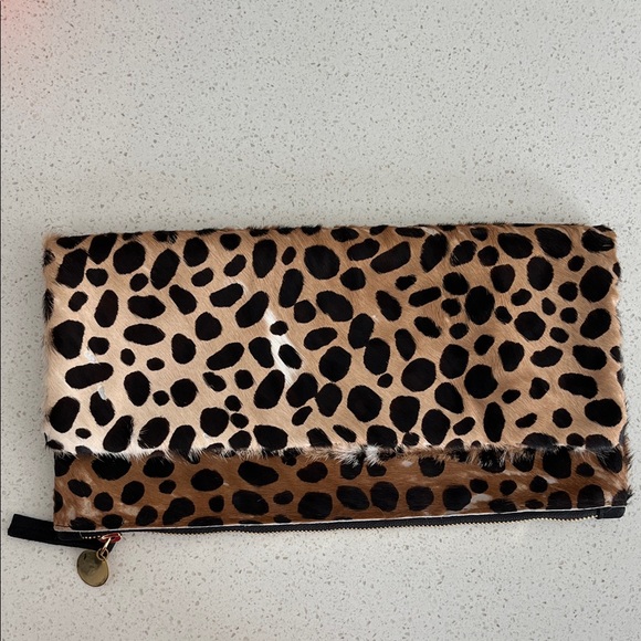 Clare V Handbags - Clare V leopard clutch